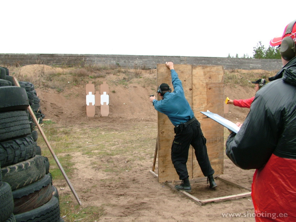 IPSC 20051016 tallinn sygis 2005 Jevgeni Efimov Russia